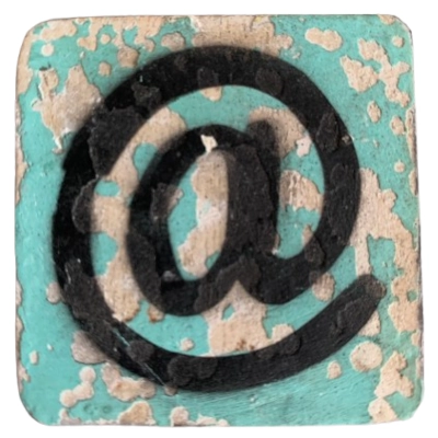 Houten Symbool Apenstaartje - Fel Blauw Houten Symbool Apenstaartje - Fel Blauw