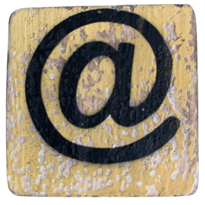 Houten Symbool Apenstaartje - Oranje Houten Symbool Apenstaartje - Oranje