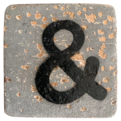 Houten Symbool EN - Donkergrijs