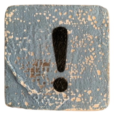 Houten Symbool Uitroepteken - Blauw-Grijs Houten Symbool Uitroepteken - Blauw-Grijs