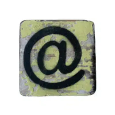 Houten Symbool Apenstaartje - Geel-Groen Houten Symbool Apenstaartje - Geel-Groen