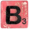 Houten Scrabble Letter B - Donkerroze 10x10 cm