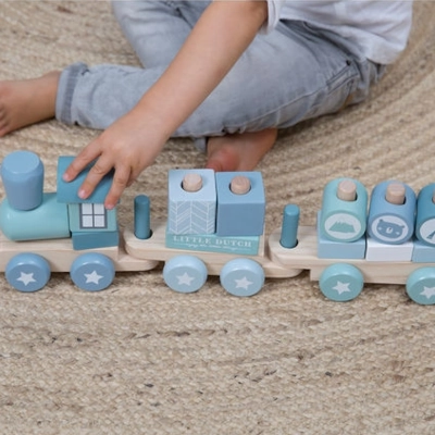 Little Dutch - Houten Blokkentrein blauw - impressie Little Dutch - Houten Blokkentrein